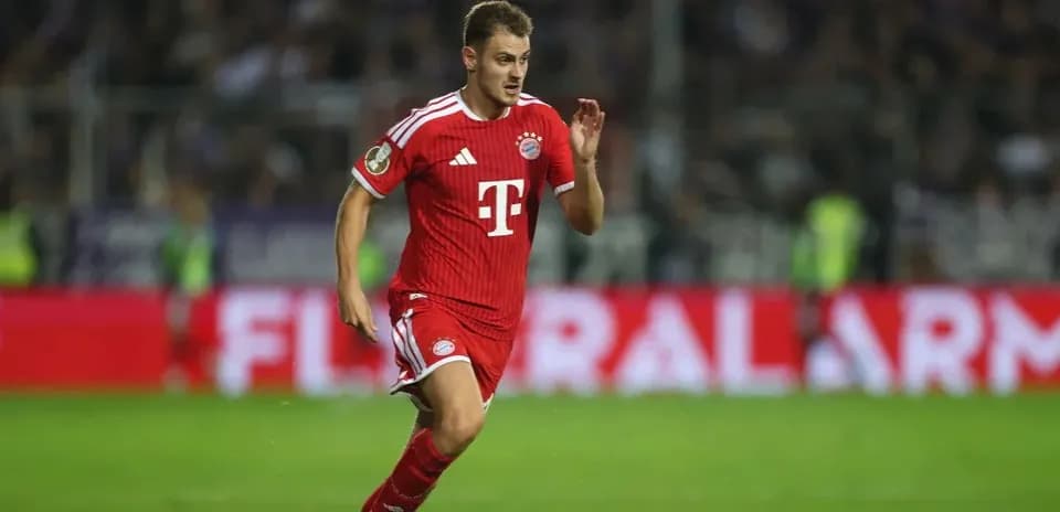 Bayern Munich player running during a match