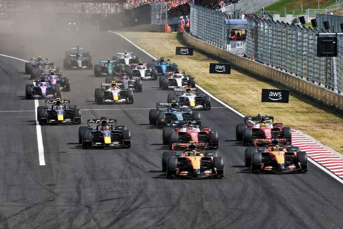Formula 1 cars racing on track during Grand Prix