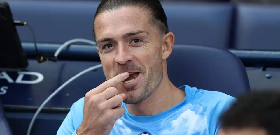 Player eating snack on the bench during match