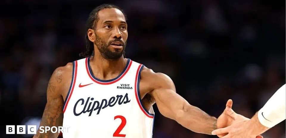 Kawhi Leonard shaking hands during game