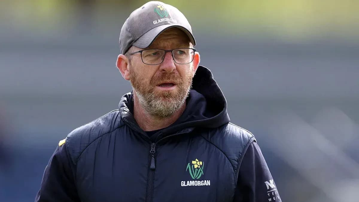 Coach wearing Glamorgan apparel during training session