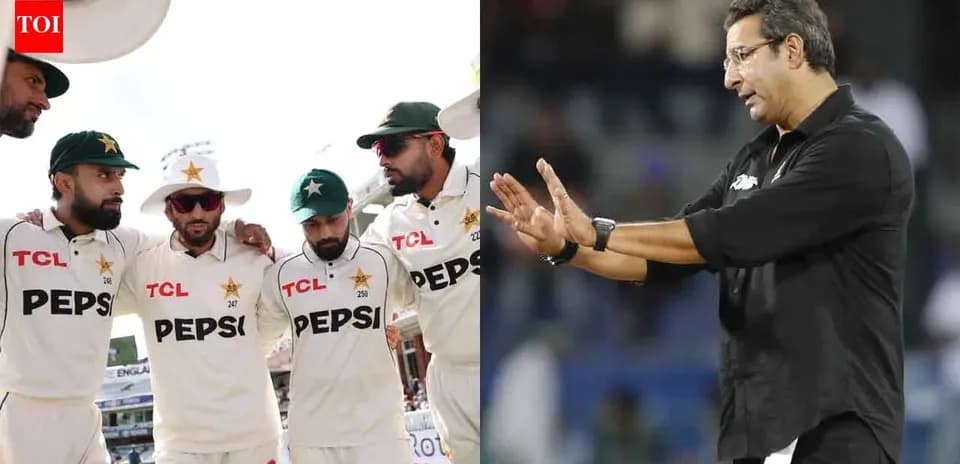 Pakistan cricket team huddling; coach giving instructions