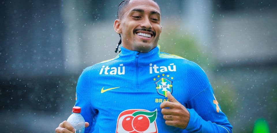 Raphinha Takes Over Brazil’s Number 10 Shirt for Upcoming Friendlies