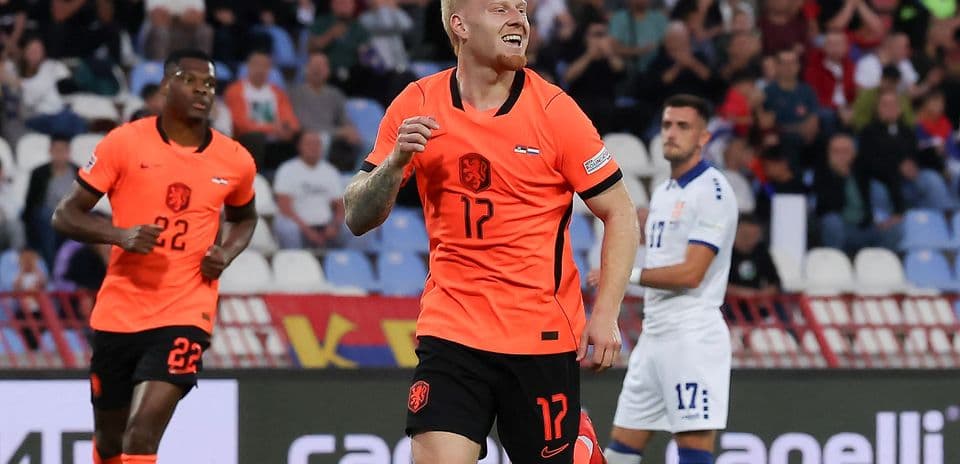 Mexx Meerdink Shines with Two Goals in Netherlands' 2-1 Win Over Serbia