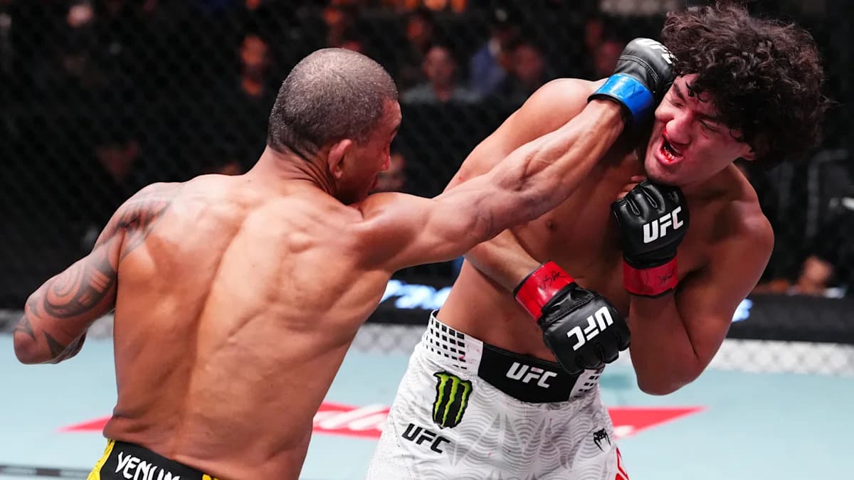 Raul Rosas Jr. Reflects on Frightening UFC Vegas 121 Finish Against Raoni Barcelos