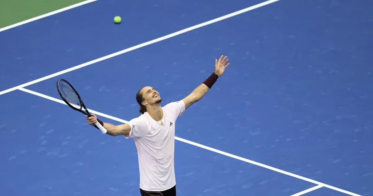 Player celebrating after winning a tennis point Player celebrating after winning a tennis point