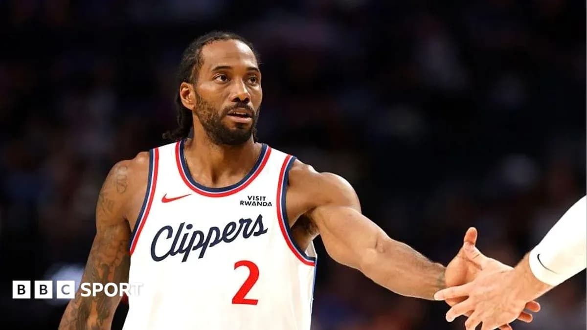 Kawhi Leonard shaking hands during game Kawhi Leonard shaking hands during game