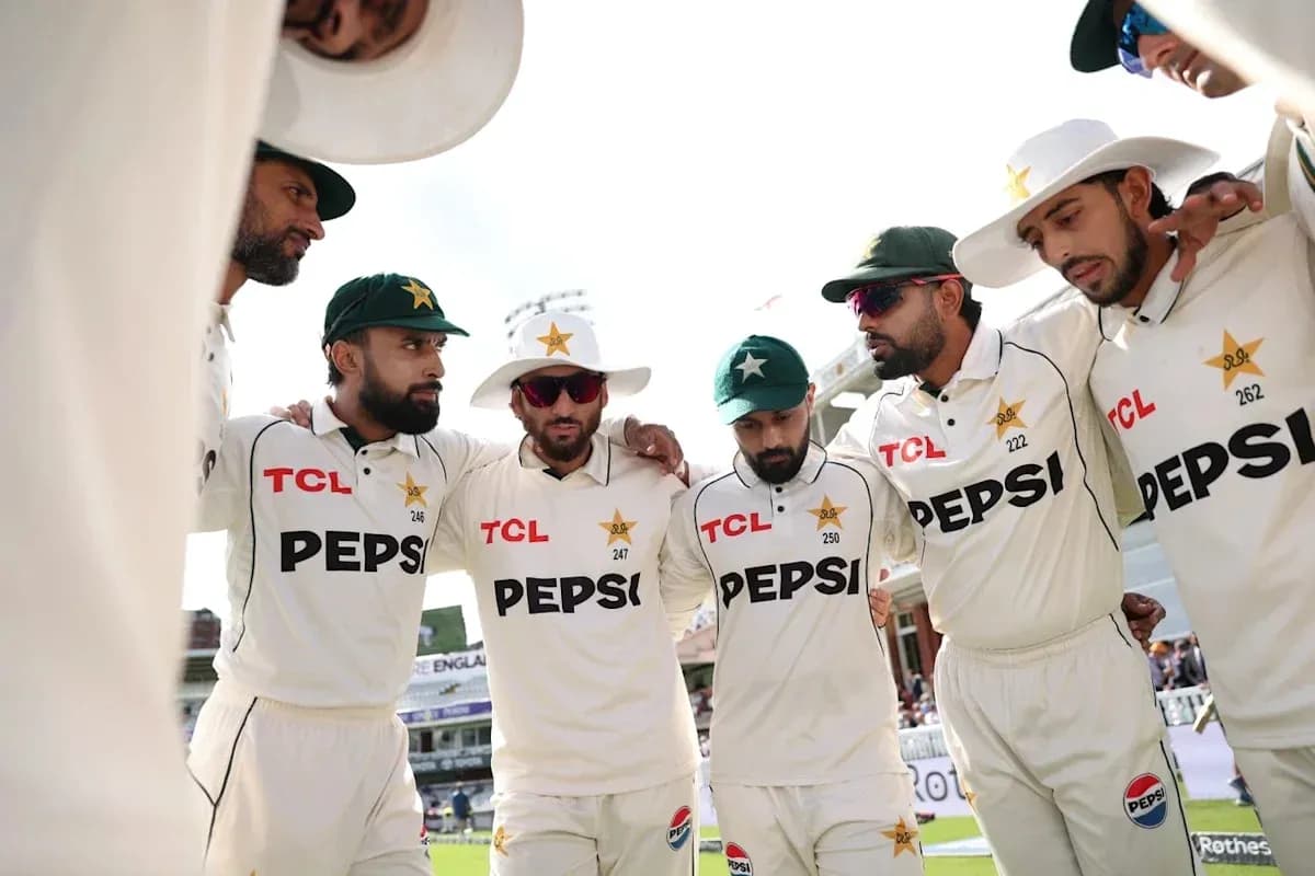 Pakistan cricket team huddling before match Pakistan cricket team huddling before match