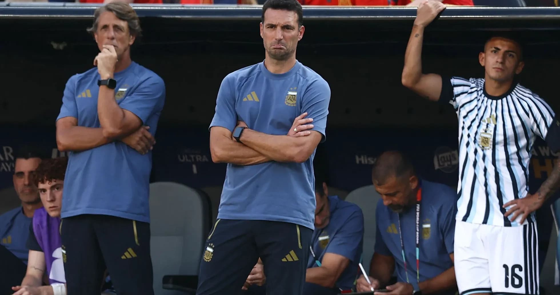 Coaches and players on Argentina's bench during match Coaches and players on Argentina's bench during match