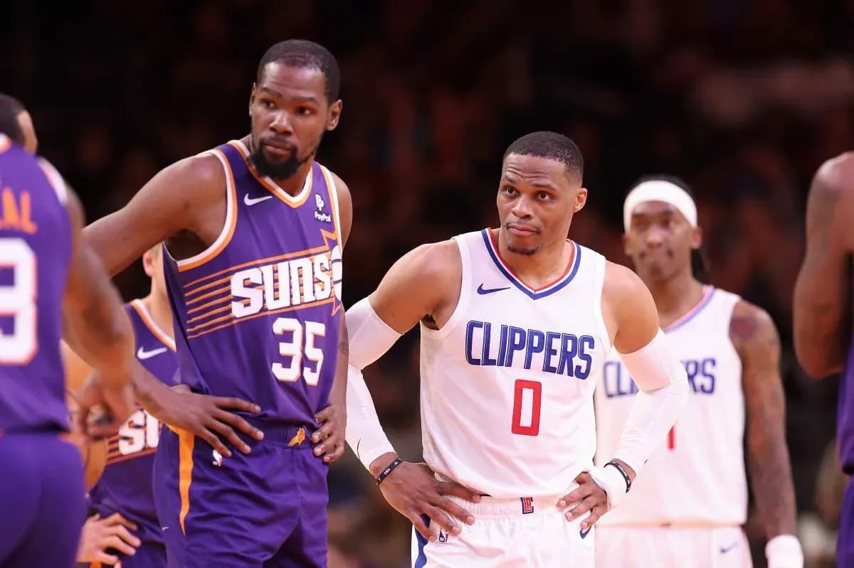 Kevin Durant and Russell Westbrook during NBA game Kevin Durant and Russell Westbrook during NBA game